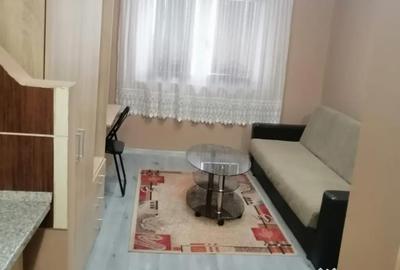 Garsonieră decomandată, mobilată în Central - 12