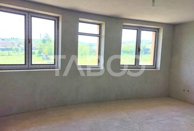 Casa individuala 5 camere cu teren 2000 mp Sura Mare Hamba Sibiu - 9