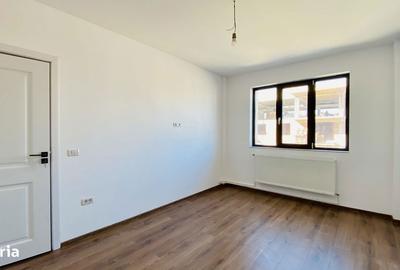 Apartament cu 6 camere decomandat în Hlincea - 17
