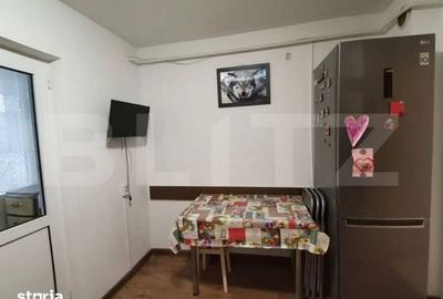 Apartament cu 3 camere în Micro 13 - 8