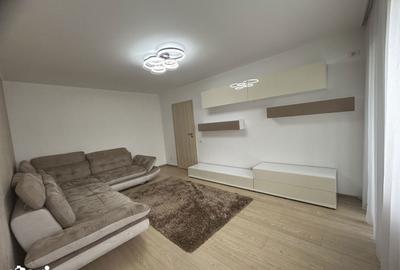 Apartament cu 3 camere decomandat în Central - 4
