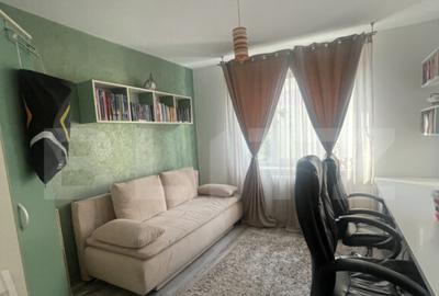 Inchiriere apartament 4 camere zona Lama, etaj 1 - 9