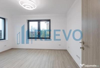Casă cu 5 camere cu Teren 400 Mp în Calea Moldovei - 1