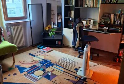 Apartament cu 4 camere semidecomandat în Central - 4