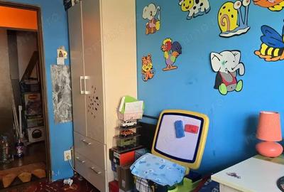 Apartament 3 camere in Deva, zona Eminescu colt cu Balcescu, etaj 2 - 1