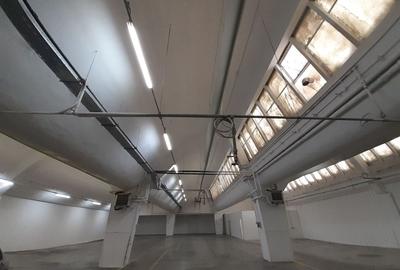 Zona metrou Republica - hala cu temperatura controlata - 3