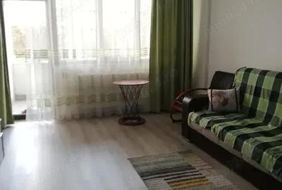 Inchiriez camera Caut Coleg Inchiriez camera Caut Coleg - 2