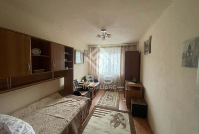 Apartament cu 3 camere decomandat, mobilat în Central - 4