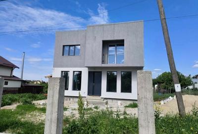 Casă cu 4 camere în Aninoasa - 4