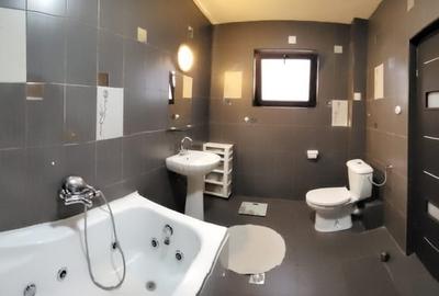 Casă cu 4 camere cu Teren 315 Mp în Central - 7