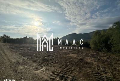 Teren de 1960 mp, în Central