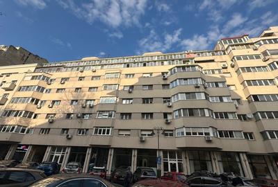 Apartament cu 2 camere semidecomandat, mobilat în P-ța Universității - 3