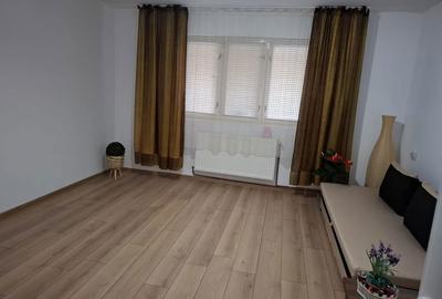 Casă cu 4 camere în Războieni - 3