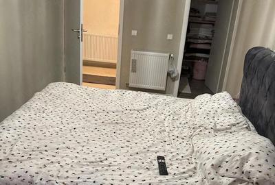 Casă cu 5 camere cu Teren 280 Mp în Lipovei