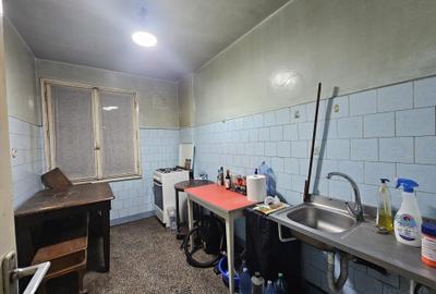 Soseaua Stefan cel Mare doua cam et 1 vedere stradala langa parcul circului - 3