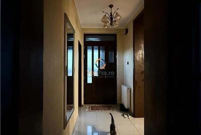 Casă cu 9 camere cu Teren 300 Mp în Lunei - 8