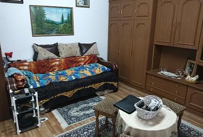 Casă cu 6 camere cu Teren 305 Mp în Central - 1