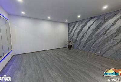 Casă cu 5 camere cu Teren 700 Mp în Piața Centrală - 16