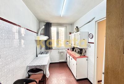 Apartament cu 2 camere circular în Titan - 13