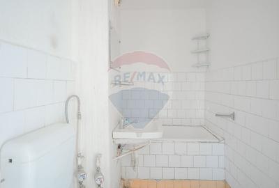 Apartament cu 2 camere de Vanzare, Etaj 1, zona Iosia - 12