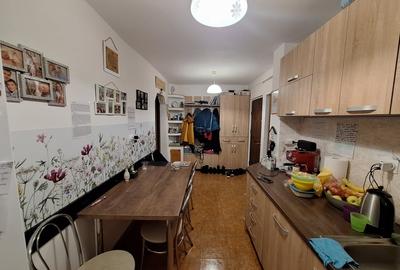 Apartament 3 camere, partial mobilat si utilat, pozitie excelenta - Lipovei - 17