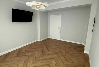Apartament cu 3 camere decomandat în Central - 8