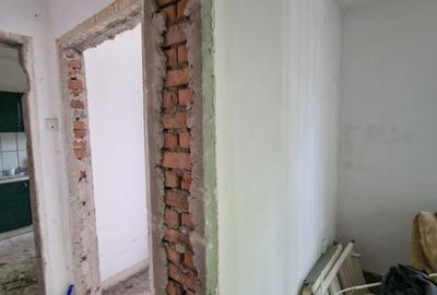 Casă individuală cu 4 camere cu Canalizare în Central - 30