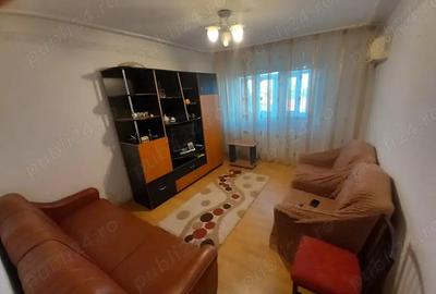 Inchiriez apartament trei camere micro 14 - 3