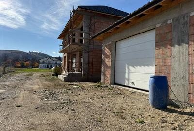 Casă individuală cu 4 camere cu Teren 500 Mp în Luna de Sus - 3