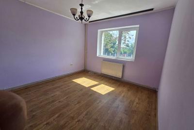Apartament cu 3 camere decomandat în Central - 4