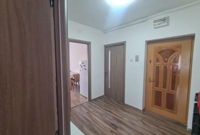 Apartament cu 2 camere decomandat în Răcădău - 5