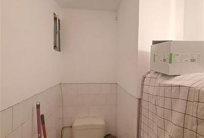 RECO Apartament cu trei camere decomandat - 17
