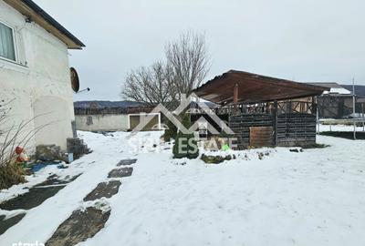 Casă cu 3 camere cu Teren 2317 Mp în Roșia - 9