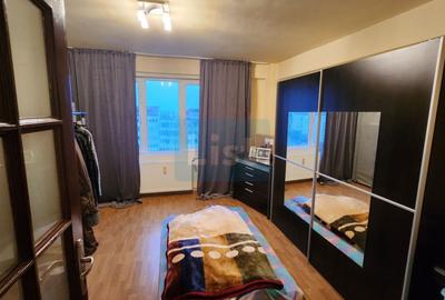 Apartament cu 3 camere decomandat în Centru Civic - 3