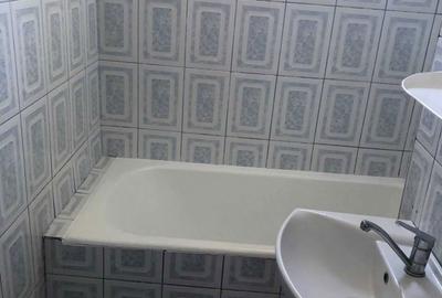 Apartament cu 2 camere decomandat în Micro 5 - 10