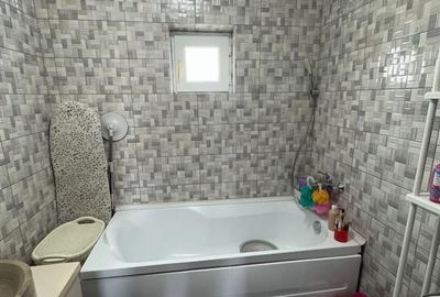 Casă cu 3 camere în Valu lui Traian - 7