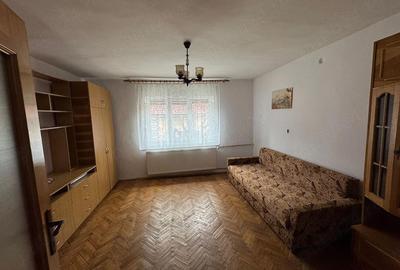 Casă cu 3 camere cu Teren 276 Mp în Central - 8