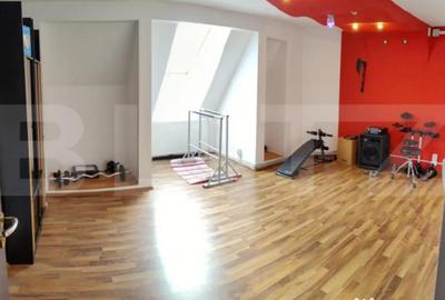 Casă cu 2 camere cu Teren 2667 Mp în Central - 7