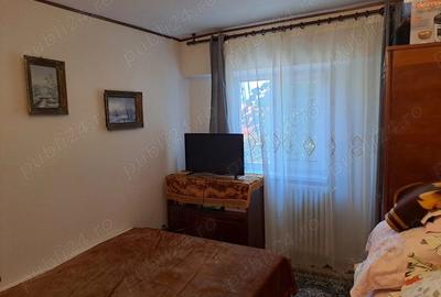 Vand schimb cu 1, 2 cam. parter - apartament 4 cam, et.3, ultracentral Bucecea, 68.900 euro neg. - 4