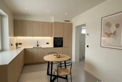 Casă cu 5 camere cu Teren 250 Mp în Independenței - 4