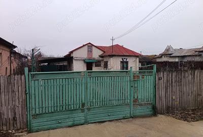 Casă în Comișani - 3