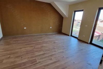 Vand casa in vatra satului Sacalaz - 8