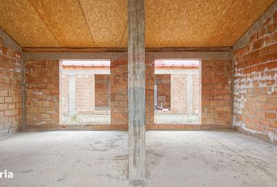 Casă cu 3 camere în Central