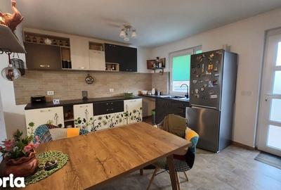 Casă cu 3 camere cu Teren 315 Mp în Sângeorgiu de Mureș - 2