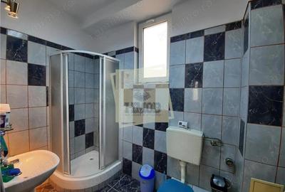 Spațiu comercial, de 65 mp, în Central