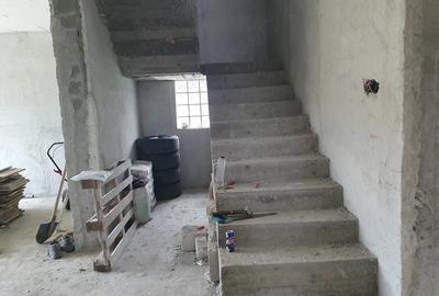 Casă cu Teren 500 Mp în Central - 6