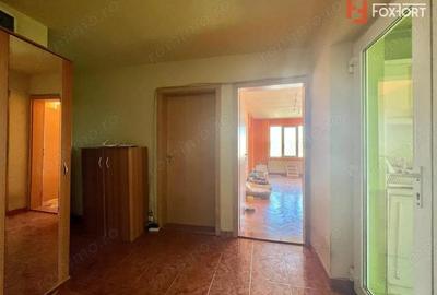 Apartament cu 4 camere semidecomandat, mobilat în Olimpia-Stadion