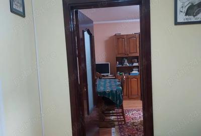 George Enescu - 3 camere decomandate, mobilate si utilate, boxa - 3