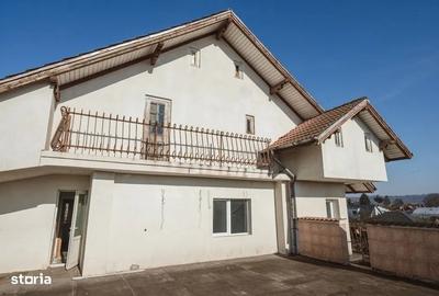 Casă individuală cu 5 camere cu Canalizare în Central - 4