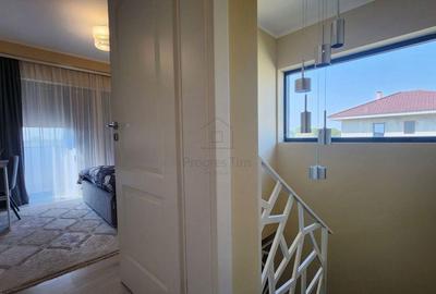 1/3 Vanzare Triplex - Zona Linistita - mobilat si utilat - 9